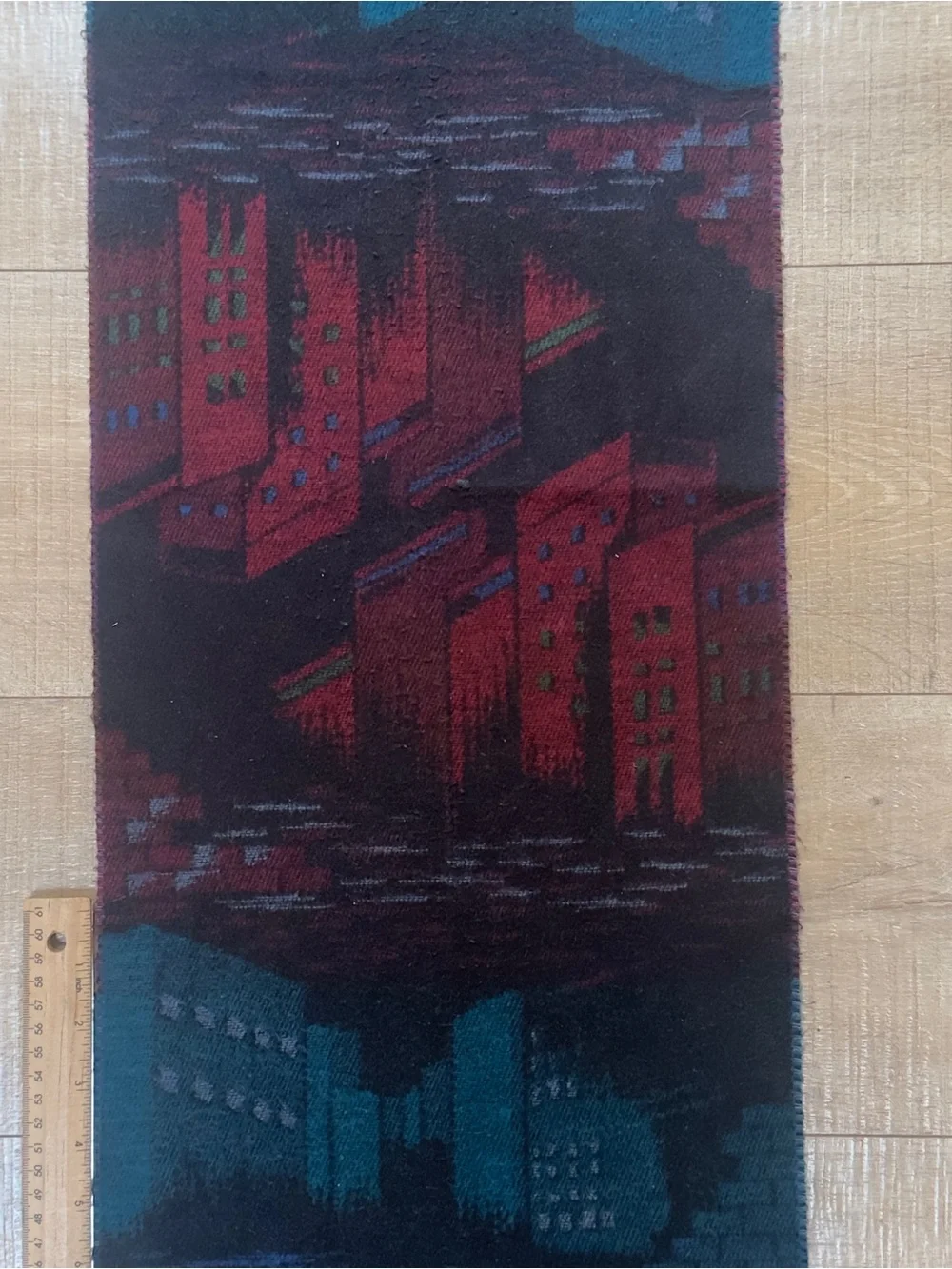 VINTAGE C&A Novelty Pop-Art-Style Acrylic Scarf